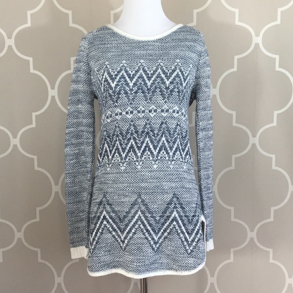 NEW Small twill sweater